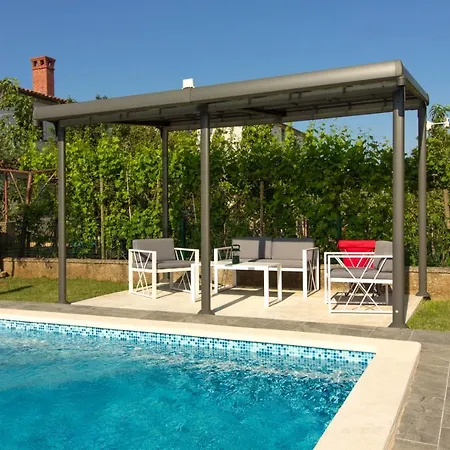 Pjacal Ii Villa Pula