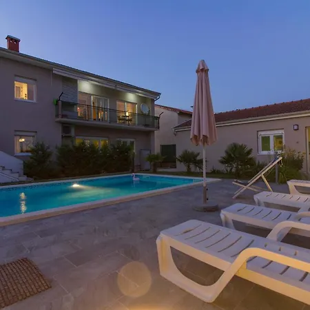 Pjacal Ii Villa *